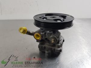 Used Power steering pump Suzuki Grand Vitara II (JT) 1.6 16V Price on request offered by Kleine Staarman B.V. Autodemontage