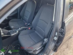 Used Seat, left Mazda 2 (DJ/DL) 1.5 SkyActiv-G 90 Price on request offered by Kleine Staarman B.V. Autodemontage