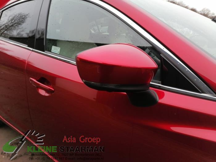 Außenspiegel rechts van een Mazda 6 (GJ/GH/GL) 2.2d SkyActiv-g i-eloop 16V 2018