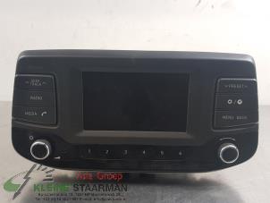 Used Radio Hyundai i30 (PDEB5/PDEBB/PDEBD/PDEBE) 1.0 T-GDI 12V Price on request offered by Kleine Staarman B.V. Autodemontage