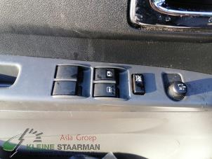 Gebrauchte Elektrisches Fenster Schalter Daihatsu Cuore (L251/271/276) 1.0 12V DVVT Preis auf Anfrage angeboten von Kleine Staarman B.V. Autodemontage