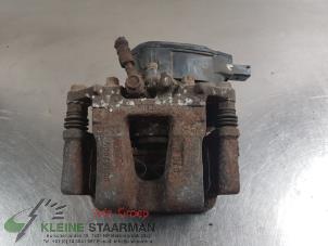 Used Rear brake calliper, right Hyundai i40 CW (VFC) 1.7 CRDi 16V Price on request offered by Kleine Staarman B.V. Autodemontage