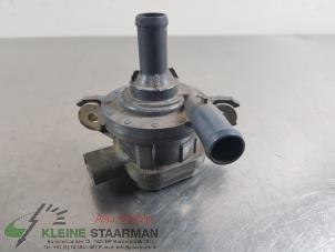 Used Additional water pump Toyota Yaris III (P13) 1.5 16V Hybrid Price on request offered by Kleine Staarman B.V. Autodemontage
