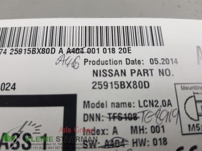 Ecran Gps d'un Nissan Note (E12) 1.2 DIG-S 98 2015