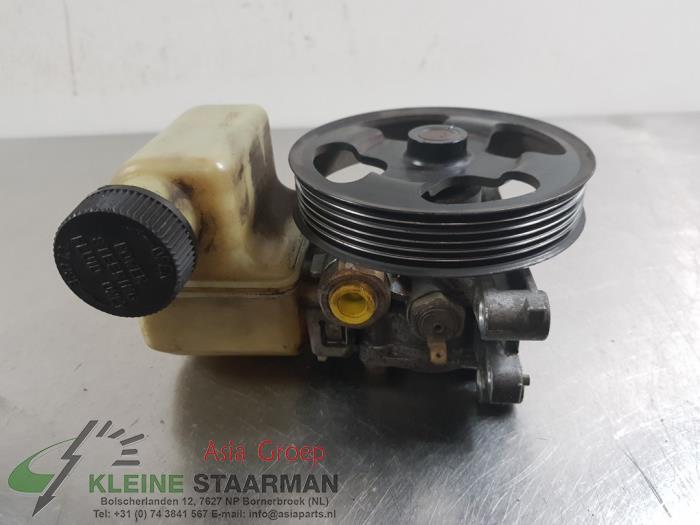 Power steering pump Mazda 6 1.8i 16V L8DE