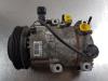 Hyundai iX35 (LM) 1.7 CRDi 16V Air conditioning pump