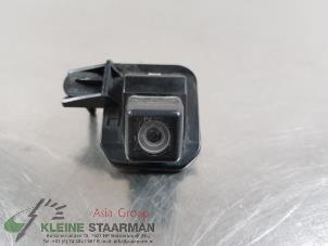 Used Reversing camera Toyota Auris (E18) 1.6 Dual VVT-i 16V Price on request offered by Kleine Staarman B.V. Autodemontage