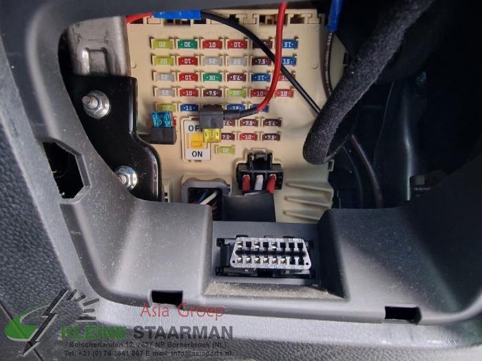 Fuse box Hyundai i40 1.7 CRDi 16V - 919503Z021