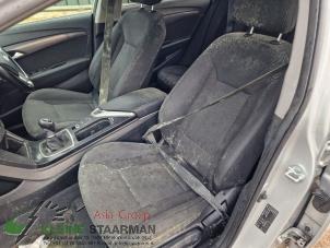 Used Seat, left Hyundai i40 (VFA) 1.7 CRDi 16V Price on request offered by Kleine Staarman B.V. Autodemontage