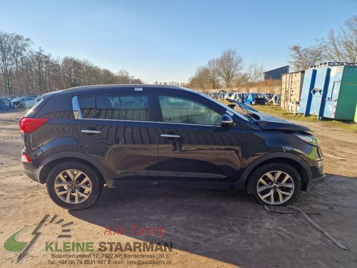 Style, middle right from a Kia Sportage (SL) 1.7 CRDi 16V 4x2 2014