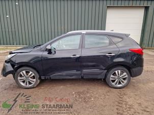 Used Central strip, left Hyundai iX35 (LM) 1.7 CRDi 16V Price on request offered by Kleine Staarman B.V. Autodemontage