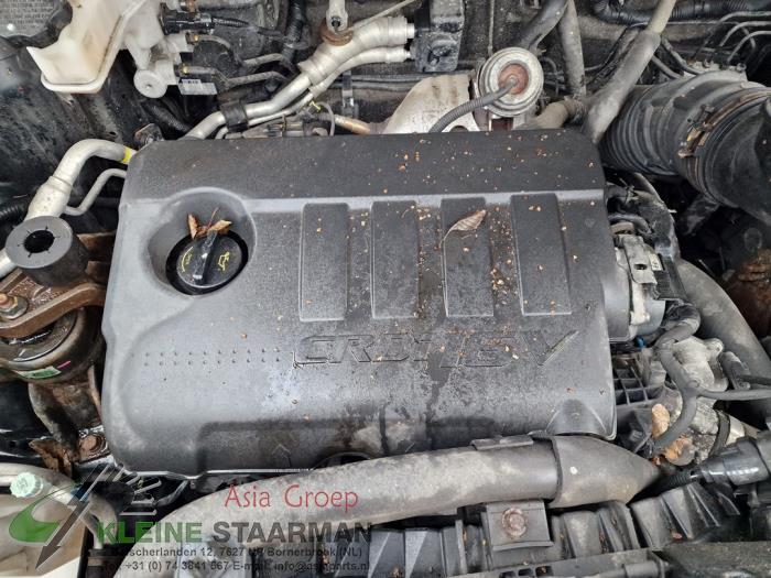 Engine protection panel from a Hyundai iX35 (LM) 1.7 CRDi 16V 2015