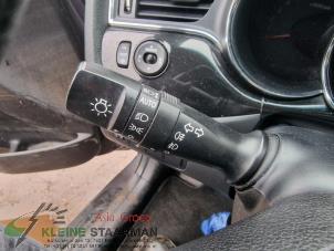 Used Indicator switch Kia Cee'd Sportswagon (JDC5) 1.6 GDI 16V Price on request offered by Kleine Staarman B.V. Autodemontage