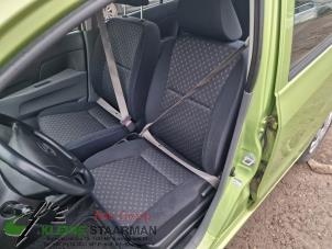 Used Seat, left Daihatsu Cuore (L251/271/276) 1.0 12V DVVT Price on request offered by Kleine Staarman B.V. Autodemontage