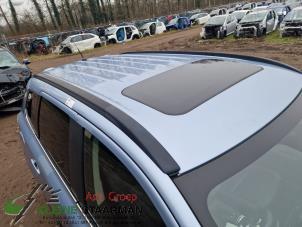 Used Roof rail kit Mitsubishi Outlander (GF/GG) 2.0 16V PHEV 4x4 Price on request offered by Kleine Staarman B.V. Autodemontage