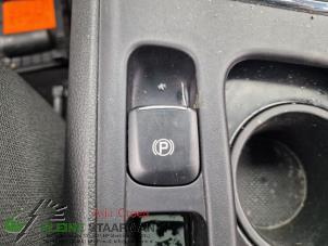 Used Parking brake switch Kia Pro cee'd (JDB3) 1.6 GDI 16V Price on request offered by Kleine Staarman B.V. Autodemontage