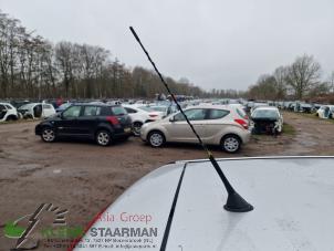 Used Antenna Mitsubishi Colt (Z2/Z3) 1.3 16V Price on request offered by Kleine Staarman B.V. Autodemontage