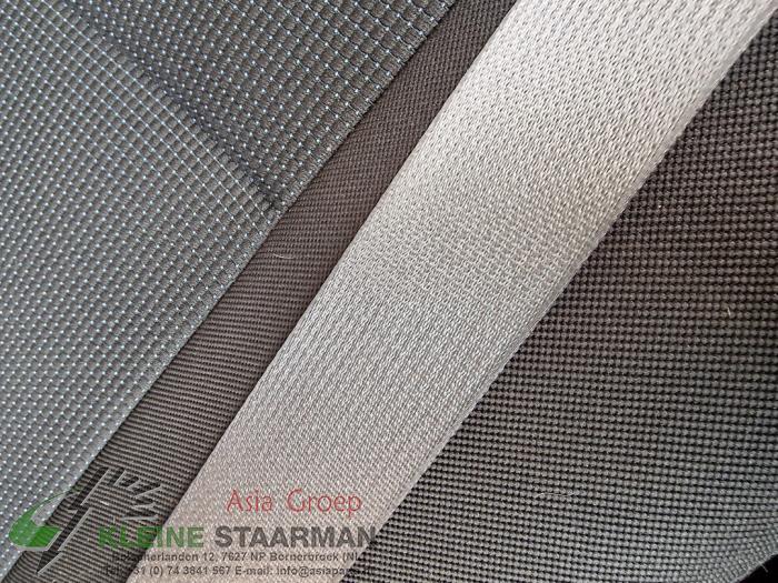 Rear seatbelt, left from a Suzuki Swift (ZA/ZC/ZD1/2/3/9) 1.3 VVT 16V 4x4 2007