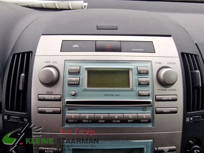 Navigation System van een Toyota Corolla Verso (R10/11) 1.8 16V VVT-i 2006