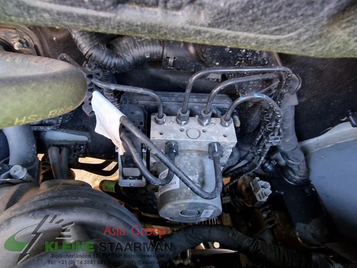 Pompe ABS d'un Kia Sportage (QL) 1.6 T-GDI 16V 4x4 2019