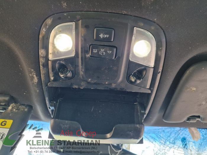 Eclairage intérieur avant d'un Kia Sportage (QL) 1.6 T-GDI 16V 4x4 2019