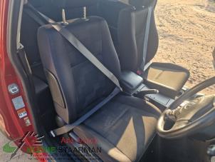 Used Seat, right Suzuki Grand Vitara II (JT) 2.4 16V Price on request offered by Kleine Staarman B.V. Autodemontage