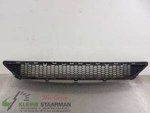 Used Grille Hyundai Tucson (TL) 1.7 CRDi 16V 2WD Price on request offered by Kleine Staarman B.V. Autodemontage