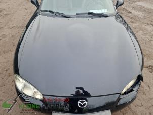 Używane Maska Mazda MX-5 (NB18/35/8C) 1.6i 16V Cena na żądanie oferowane przez Kleine Staarman B.V. Autodemontage