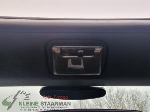 Usados Luz interior delante Mazda MX-5 (NB18/35/8C) 1.6i 16V Precio de solicitud ofrecido por Kleine Staarman B.V. Autodemontage