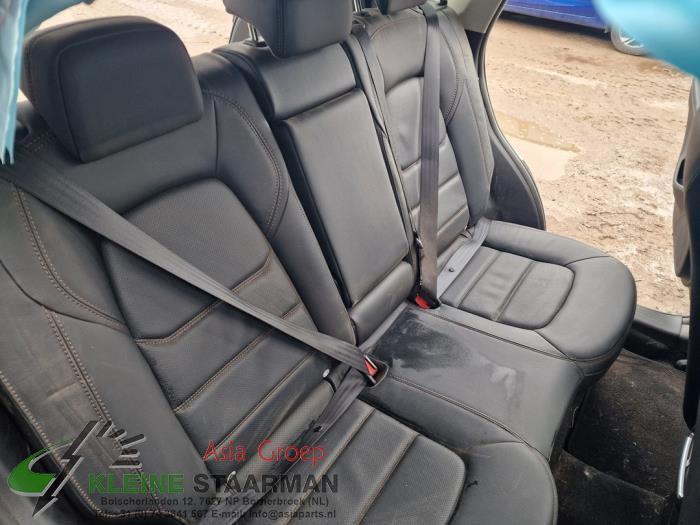 Rear bench seat from a Mazda CX-5 (KF) 2.2 SkyActiv-D 184 16V 2WD 2022
