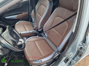 Used Seat, left Kia Picanto (JA) 1.0 12V Price on request offered by Kleine Staarman B.V. Autodemontage