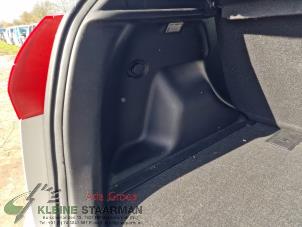 Used Boot lining left Kia Venga 1.6 CVVT 16V Price on request offered by Kleine Staarman B.V. Autodemontage