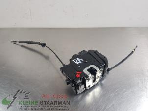 Used Rear door mechanism 4-door, right Kia Venga 1.6 CVVT 16V Price on request offered by Kleine Staarman B.V. Autodemontage