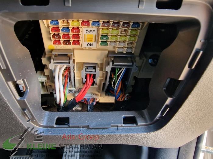 Fuse box from a Hyundai Tucson (TL) 1.7 CRDi 16V 2WD 2016