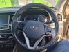 Volante de un Hyundai Tucson (TL), 2015 1.7 CRDi 16V 2WD, SUV, Diesel, 1.685cc, 85kW (116pk), FWD, D4FD, 2015-06 / 2020-09 2016