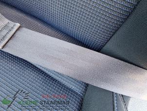 Usados Cinturón de seguridad izquierda delante Hyundai Tucson (TL) 1.7 CRDi 16V 2WD Precio de solicitud ofrecido por Kleine Staarman B.V. Autodemontage