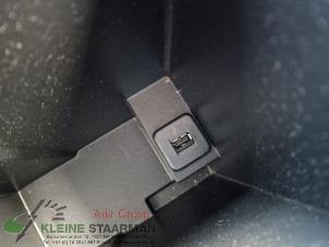 Used AUX / USB connection Suzuki SX4 S-Cross (JY) 1.0 Booster Jet Turbo 12V AllGrip Price on request offered by Kleine Staarman B.V. Autodemontage