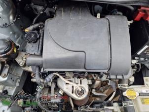 Used Air box Toyota Yaris II (P9) 1.0 12V VVT-i Price on request offered by Kleine Staarman B.V. Autodemontage