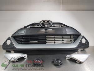 Used Grille Toyota Aygo (B40) 1.0 12V VVT-i Price on request offered by Kleine Staarman B.V. Autodemontage