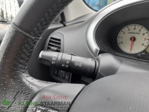 Gebrauchte Richtungsanzeiger Schalter Nissan Micra C+C (K12) 1.4 16V Preis auf Anfrage angeboten von Kleine Staarman B.V. Autodemontage