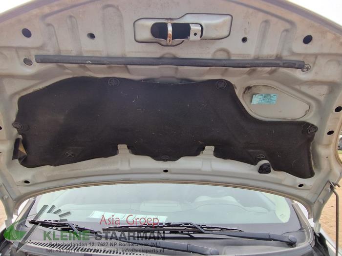 Bonnet Lining from a Nissan Note (E11) 1.4 16V 2007