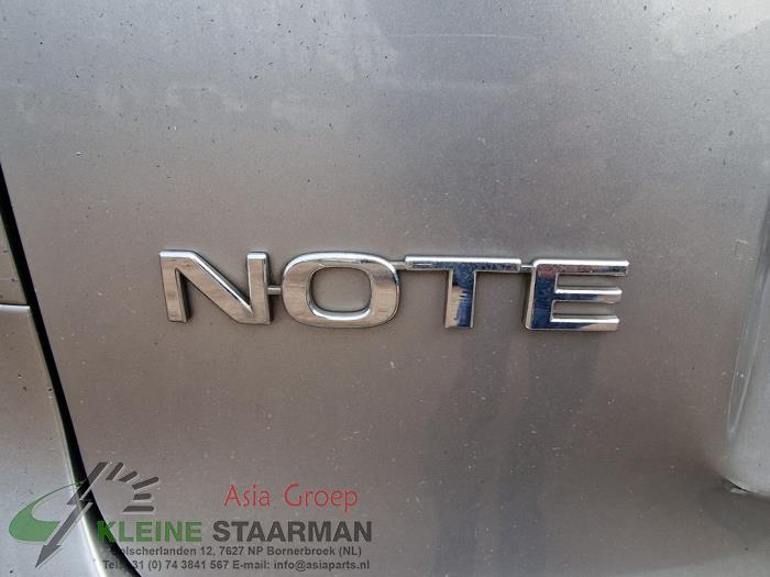 Mécanique vitre 4portes avant droite d'un Nissan Note (E11) 1.4 16V 2007