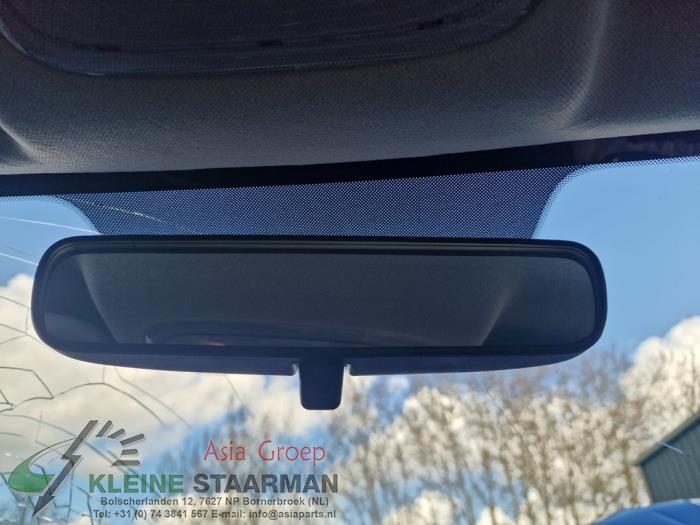 Rear view mirror from a Hyundai i20 (BC3) 1.0 T-GDI 100 12V 2022