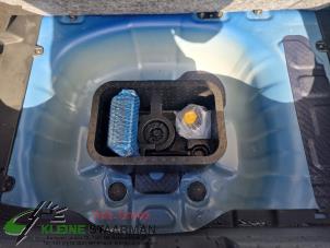 Used Spare wheel holder Hyundai i20 (BC3) 1.0 T-GDI 100 12V Price on request offered by Kleine Staarman B.V. Autodemontage