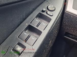 Gebrauchte Elektrisches Fenster Schalter Mazda 3 Sport (BL14/BLA4/BLB4) 2.0i MZR DISI 16V Preis auf Anfrage angeboten von Kleine Staarman B.V. Autodemontage