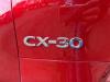 Mazda CX-30 (DM) 2.0 e-SkyActiv X 186 16V Tubo de llenado del depósito de combustible