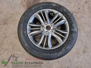 Used Wheel + tyre Hyundai iX35 (LM) 1.7 CRDi 16V Price on request offered by Kleine Staarman B.V. Autodemontage