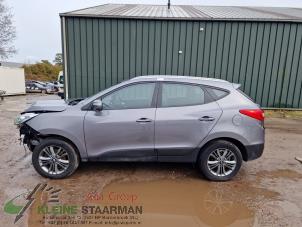 Used Box beam, left Hyundai iX35 (LM) 1.7 CRDi 16V Price on request offered by Kleine Staarman B.V. Autodemontage
