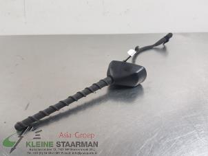Used Antenna Hyundai iX35 (LM) 1.7 CRDi 16V Price on request offered by Kleine Staarman B.V. Autodemontage
