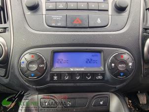 Used Heater control panel Hyundai iX35 (LM) 1.7 CRDi 16V Price on request offered by Kleine Staarman B.V. Autodemontage